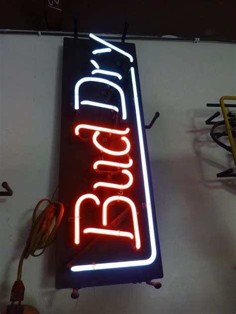 Bud dry beer sign