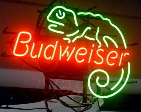 Budweiser lizard neon sign