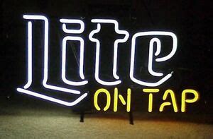 Lite on tap neon sign