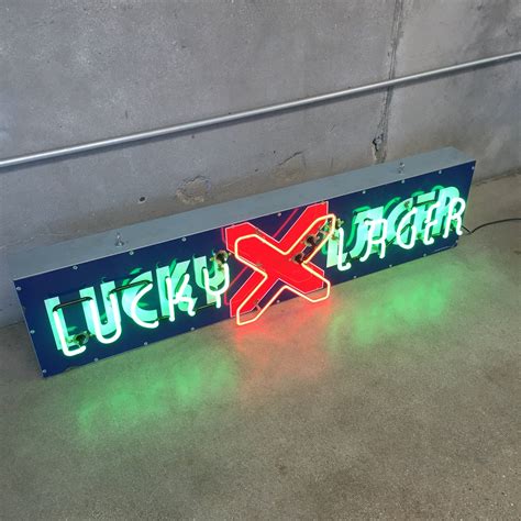 Lucky lager neon sign
