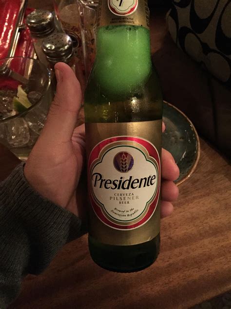 Presidente beer sign