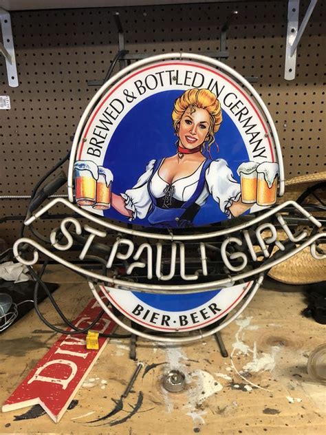 St pauli beer sign