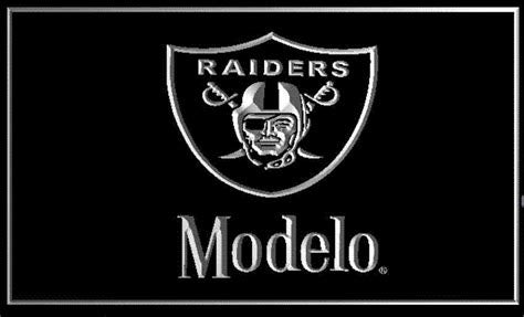 Modelo raiders neon sign