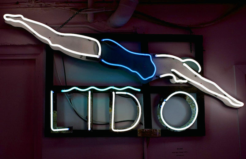 Lido neon sign