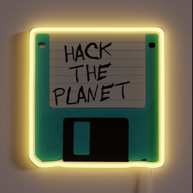 Hack the Planet neon sign with retro floppy disk design – nostalgic wall decor for hackers, tech enthusiasts, or 90s-inspired rooms
