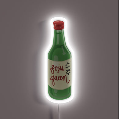 This is a neon-style wall sign of a green soju bottle labeled “soju queen” in English and “소주” (soju) in Korean. The white glow adds a soft, aesthetic touch perfect for themed decor or bars.
