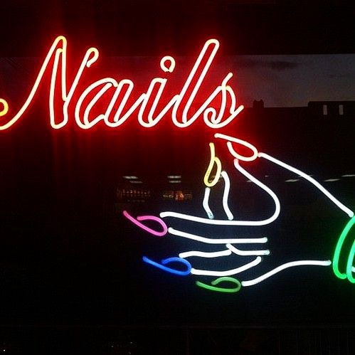 For nails salon - neon signs idea