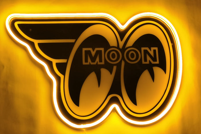Man Cave Neon Sign: Mooneyes Racing Car