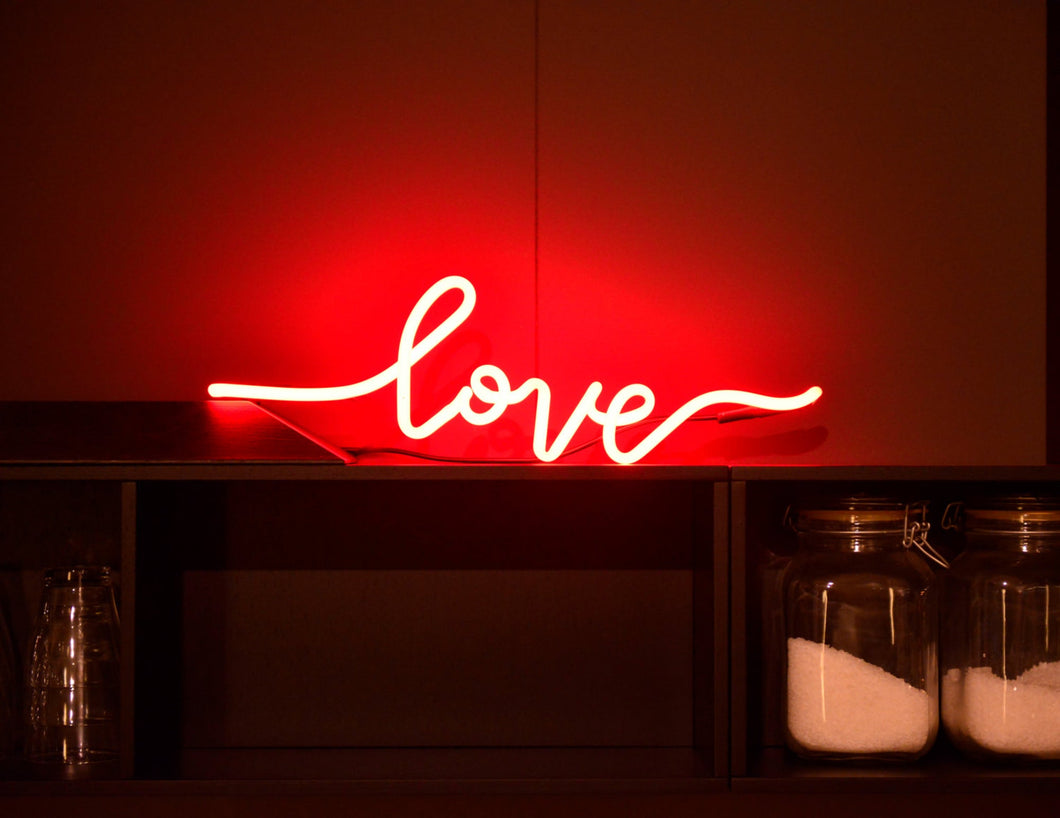 Neon Sign LOVE